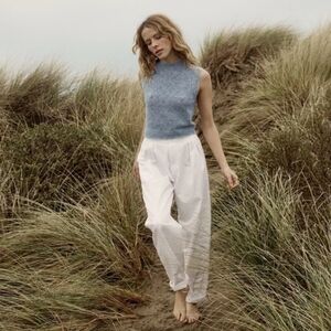 DOEN ADRIANA VEST ALPACA SWEATER IN AZURE BLUE